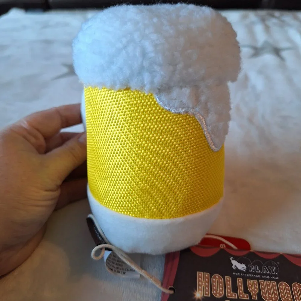 P.L.A.Y.'s Hollywoof Cinema Happy‎ Hound Brew Fun Dog Toy New Crinkle Crunchy